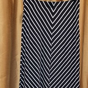Black & white maxi dress